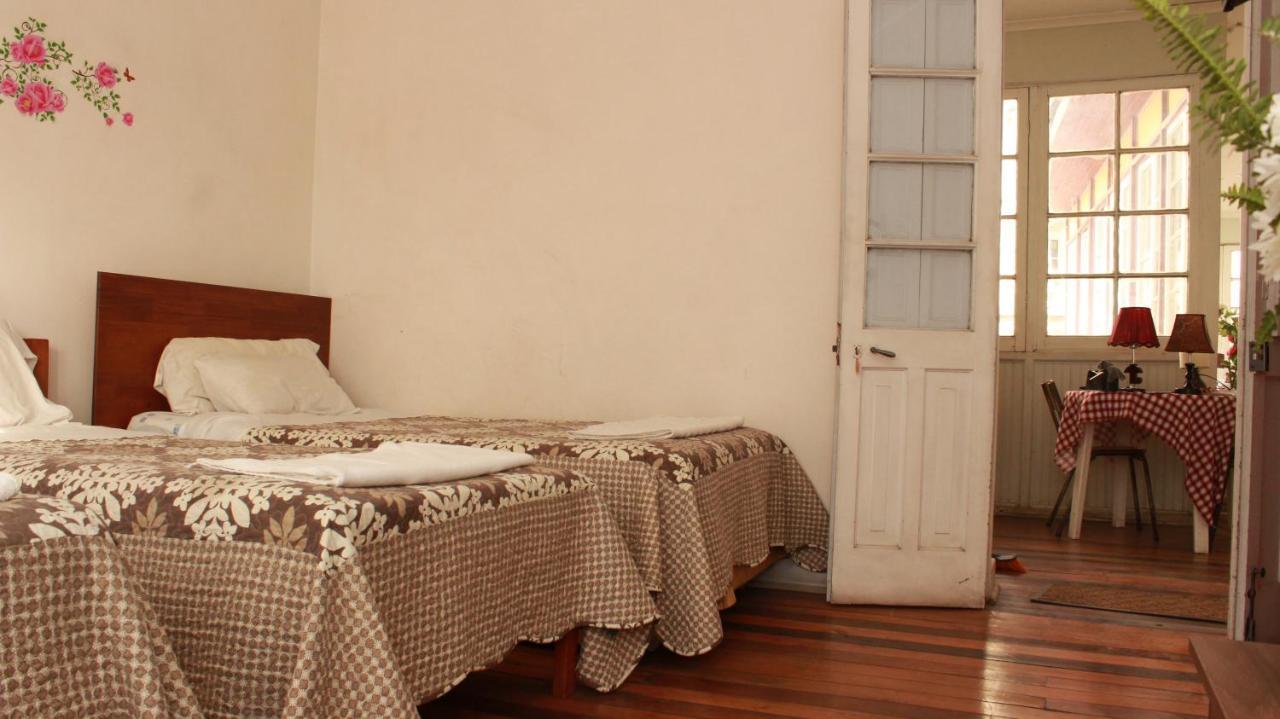 Hotel Rinconcito, Santiago